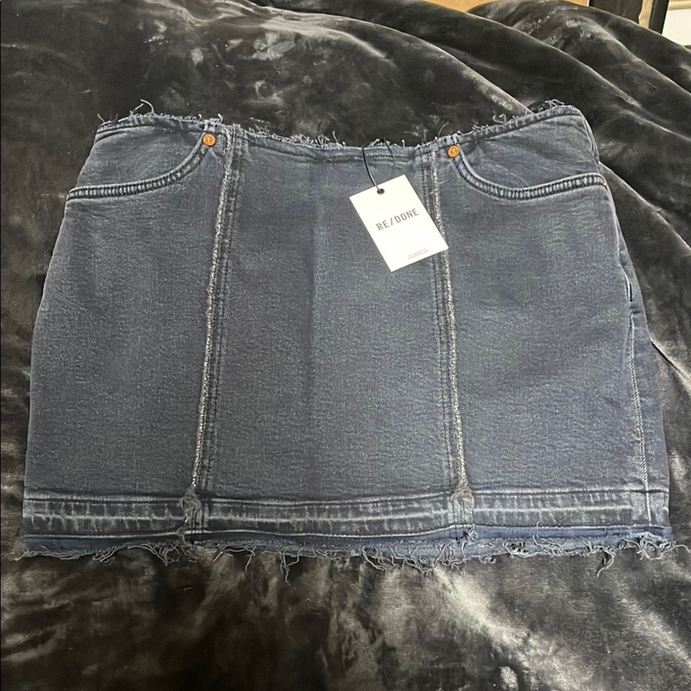 Re/Done Black Jeans with Contrast Stitching and Lived-In Look